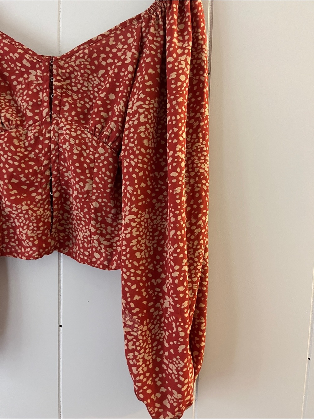 Womens Off-Shoulder Long Sleeve Crop Top - Rust Spot Print - Picture 2 of 13